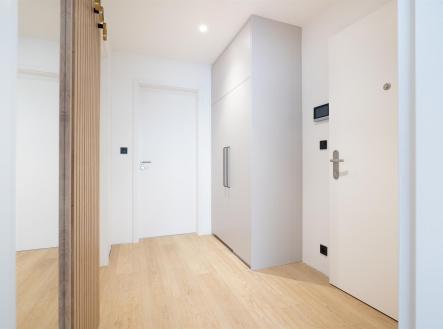 Pronájem bytu, 1+kk, 28 m²