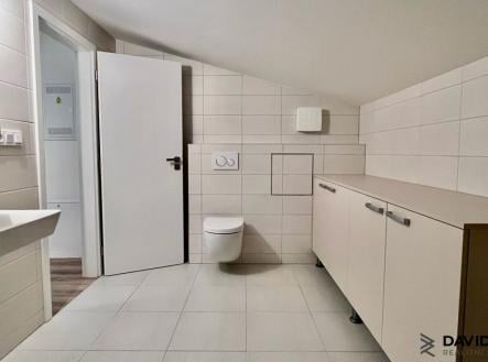 Pronájem bytu, 2+kk, 70 m²