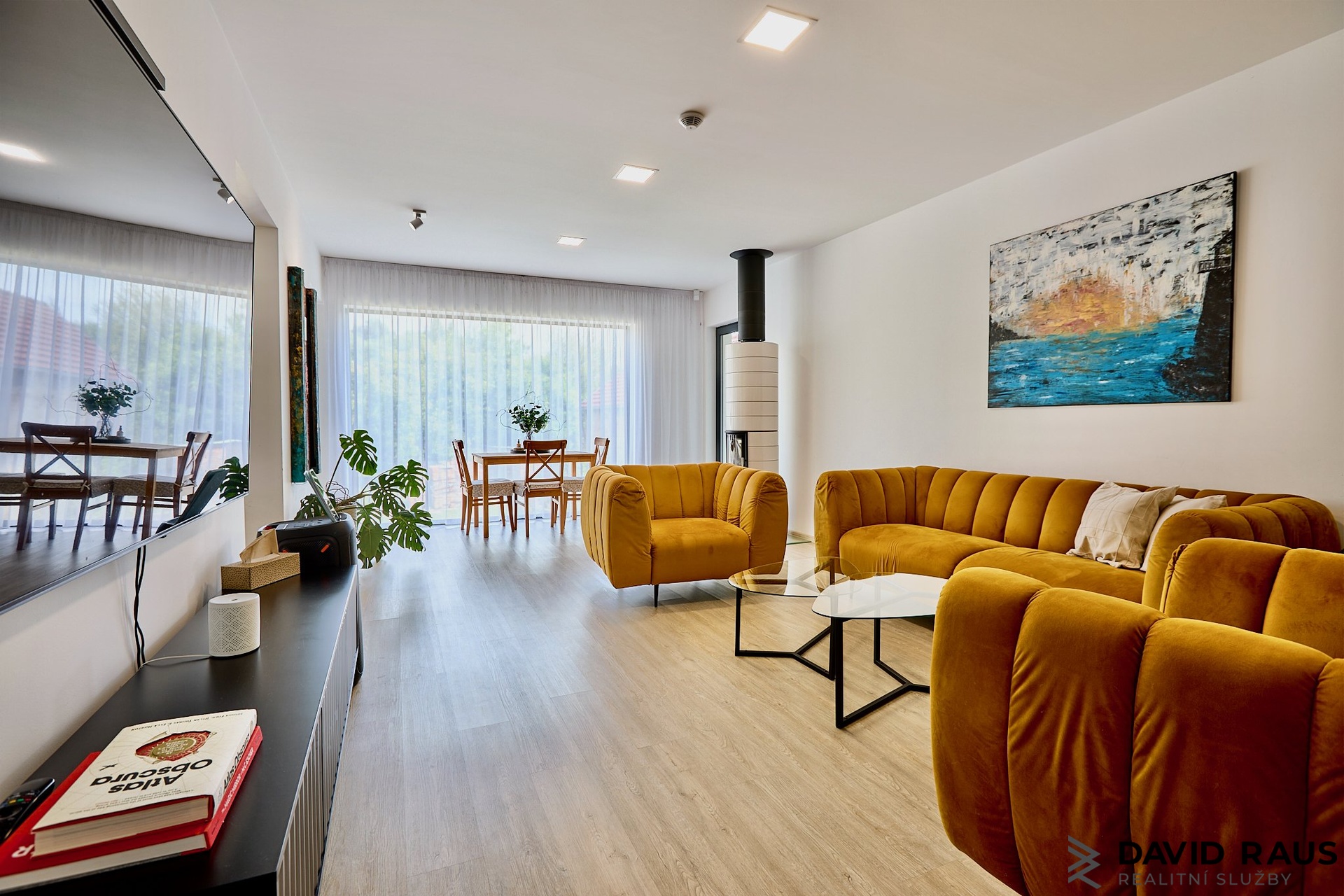 Tučapy_obývací pokoj_ pohled od vstupu