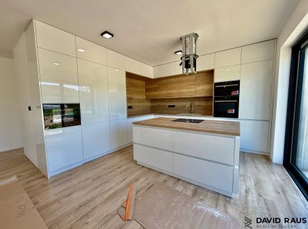 Prodej domu/vily, 211 m²