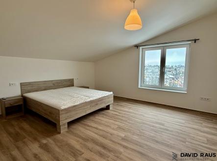 Pronájem bytu, 2+kk, 70 m²