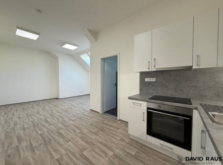 Pronájem bytu, 1+kk, 35 m²