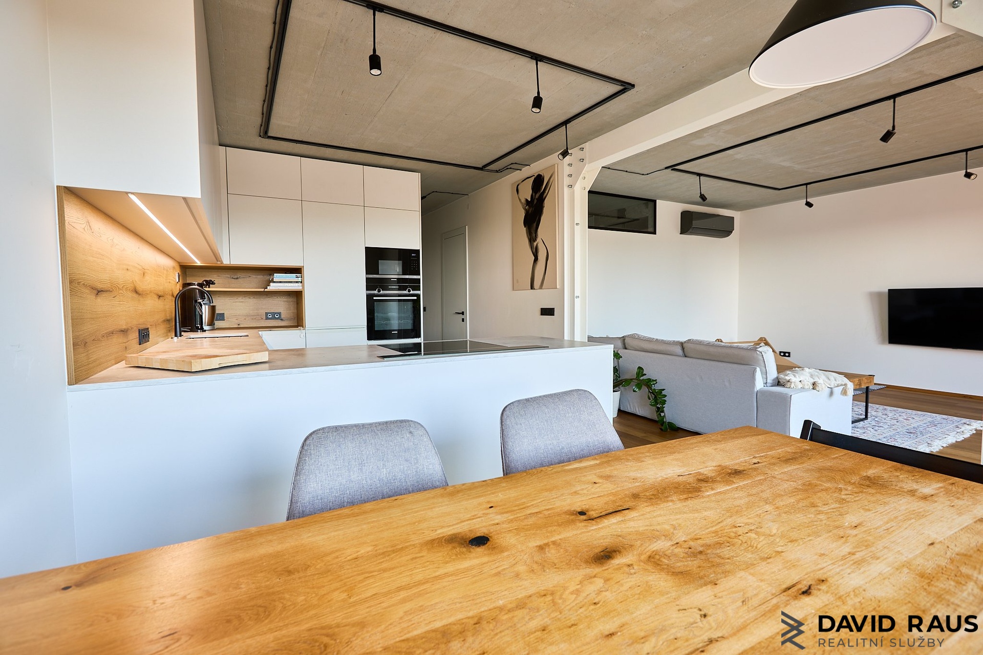 Byt Spolková pohled od terasy