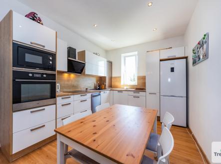 Prodej bytu, 3+kk, 77 m²