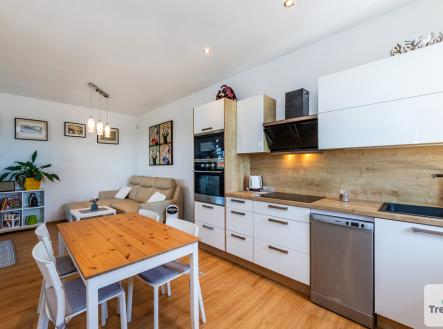 Prodej bytu, 3+kk, 77 m²