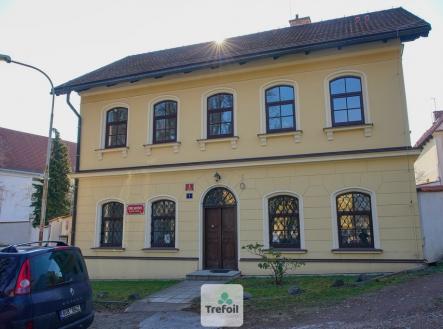 Pronájem domu/vily, 215 m²