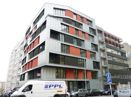 Pronájem bytu, 2+kk, 79 m²