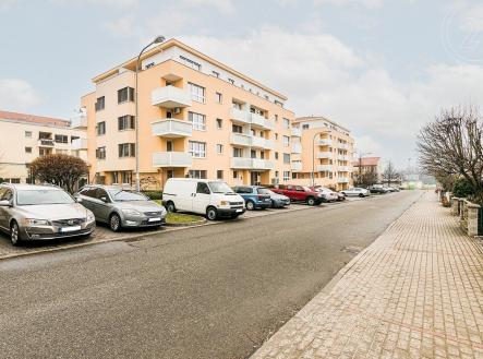 Prodej bytu, 2+kk, 64 m²