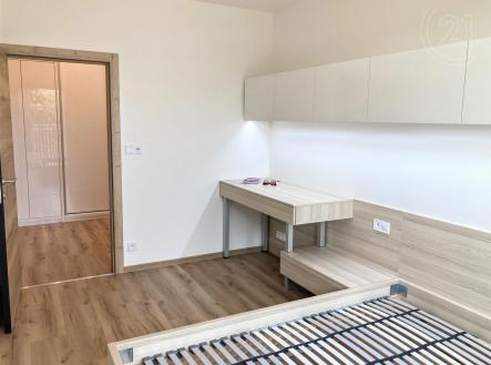 Pronájem bytu, 3+kk, 78 m²