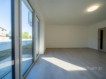 Pronájem bytu, 1+kk, 37 m²
