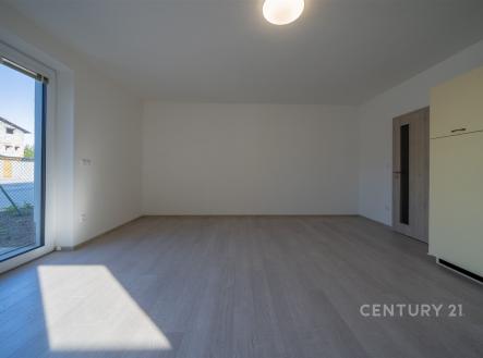 Pronájem bytu, 1+kk, 37 m²