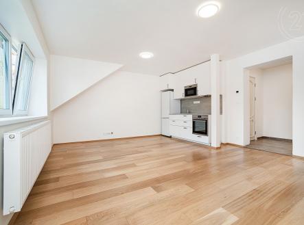 Pronájem bytu, 1+kk, 35 m²