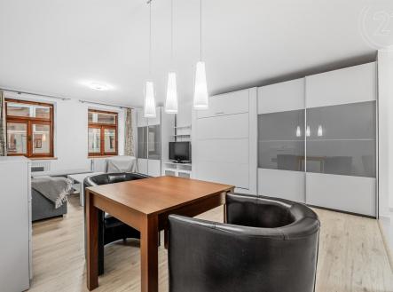 Pronájem bytu, 1+kk, 51 m²