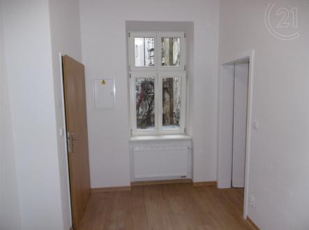 Pronájem bytu, 2+kk, 27 m²