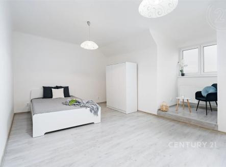 Pronájem bytu, garsoniéra, 18 m²