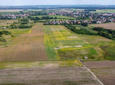 Prodej - pozemek, zemědělská půda, 142 607 m²