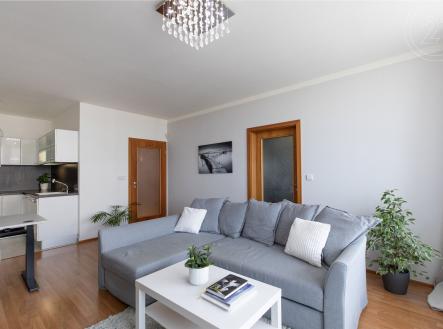 Pronájem bytu, 2+kk, 58 m²