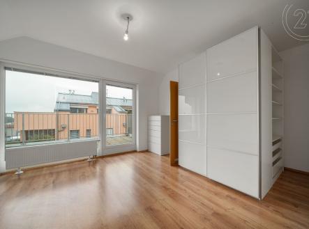 Pronájem bytu, 3+kk, 110 m²