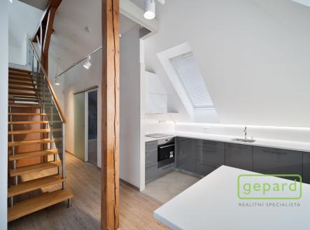 Pronájem bytu, 2+kk, 79 m² obrázek