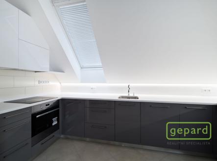 Pronájem bytu, 2+kk, 71 m²