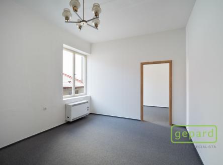 Pronájem - kanceláře, 62 m²