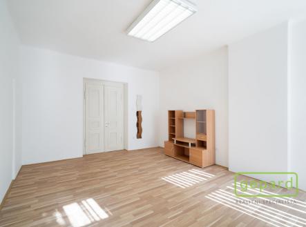 Pronájem - kanceláře, 24 m²