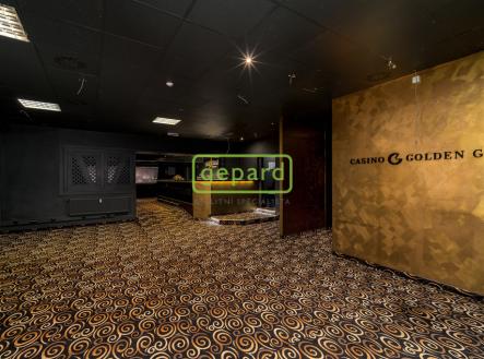 Pronájem obchodní prostor, 527 m²