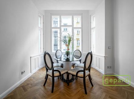 Pronájem kanceláře, 120 m²