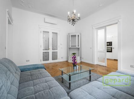 Pronájem kanceláře, 120 m²