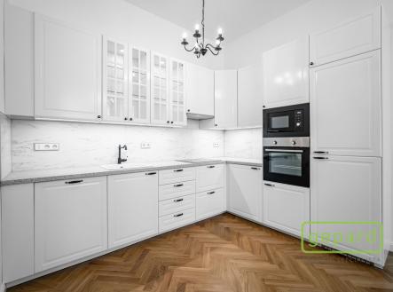 Pronájem kanceláře, 120 m²