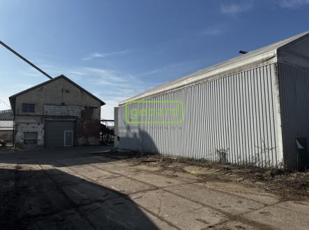 Pronájem skladovací prostor, 210 m²