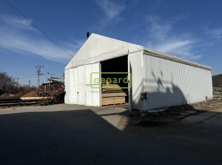 Pronájem skladovací prostor, 210 m²
