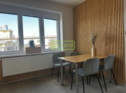Pronájem bytu, 2+kk, 56 m²