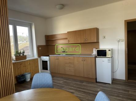 Pronájem bytu, 3+kk, 77 m²