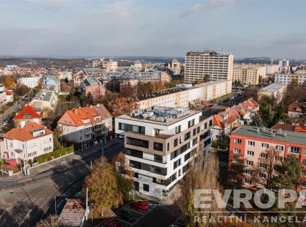 Prodej obchodní prostor, 103 m²