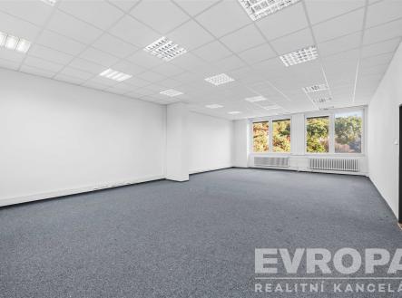 Pronájem kanceláře, 73 m²