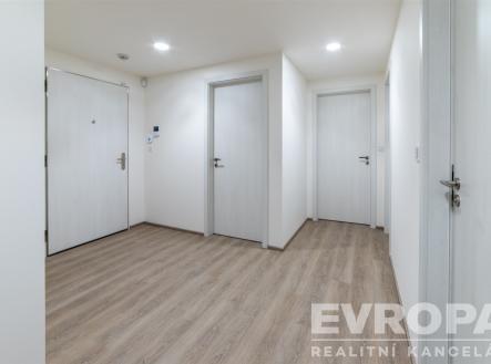 Pronájem bytu, 3+kk, 82 m²