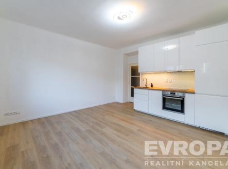 Pronájem bytu, 2+kk, 45 m²