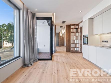 Pronájem bytu, 1+kk, 35 m²