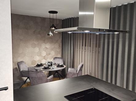 Pronájem bytu, 3+kk, 90 m²