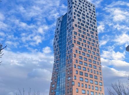 Prodej obchodní prostor, 68 m²