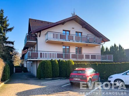 Pronájem bytu, 1+kk, 40 m²