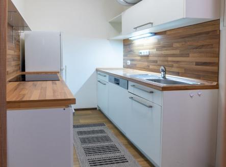 Pronájem bytu, 1+kk, 40 m²