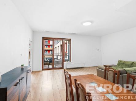 Pronájem bytu, 3+kk, 86 m²