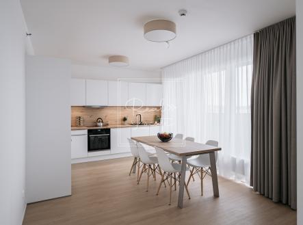 Pronájem bytu, 4+kk, 114 m²