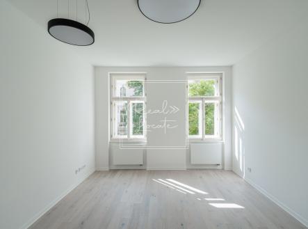 Pronájem bytu, 2+kk, 70 m²