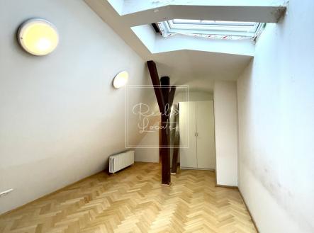 Pronájem bytu, 3+kk, 118 m²