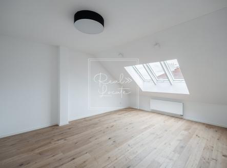 Pronájem bytu, 2+kk, 55 m²