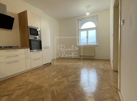 Pronájem bytu, 3+1, 84 m² obrázek