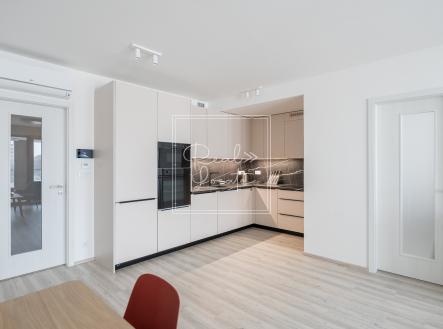 Pronájem bytu, 2+kk, 60 m²